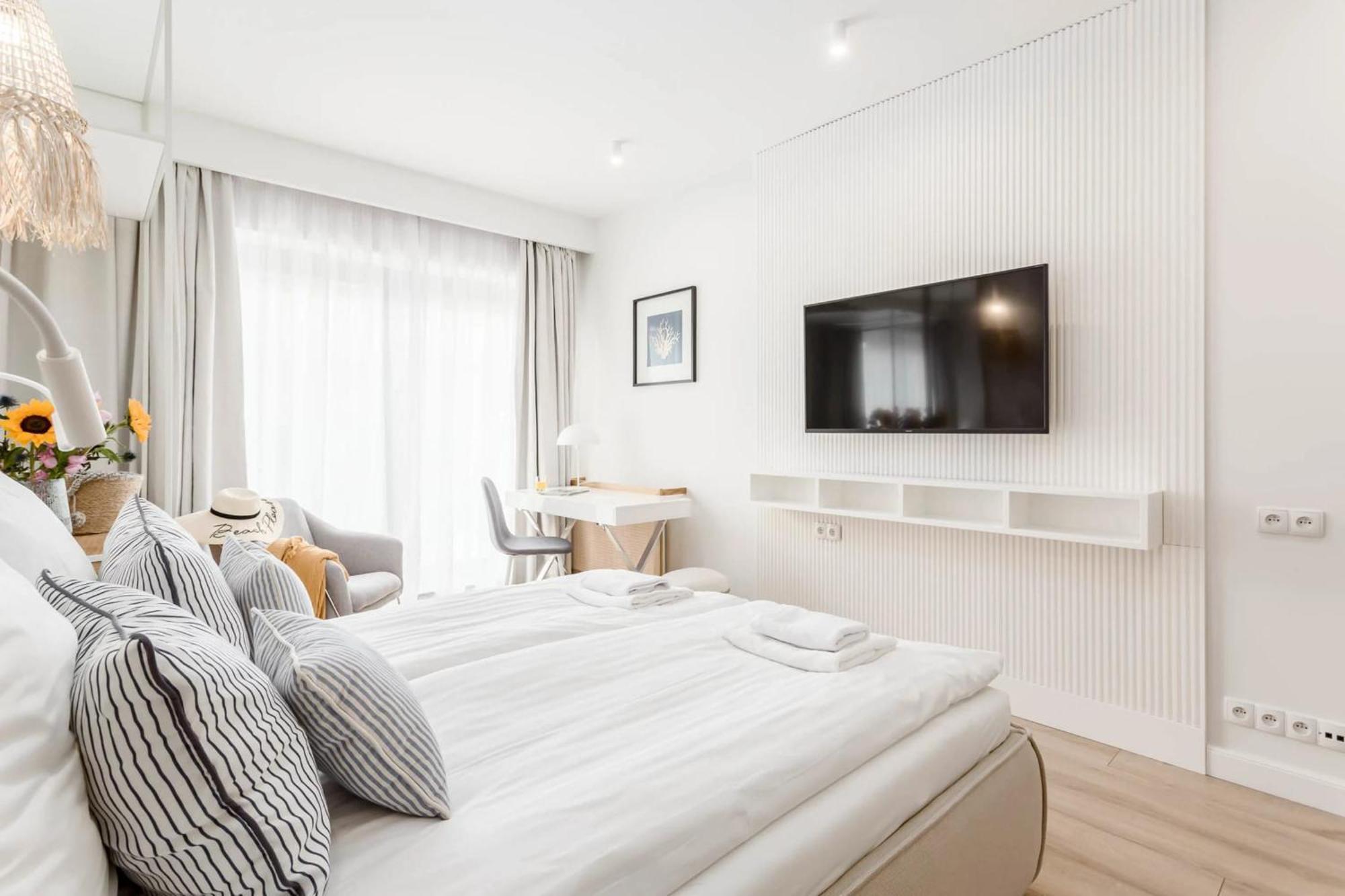 Apartamenty Chmielna 10 - Kompleks Deo - Old Town By Rent Like Home Danzig Exterior foto